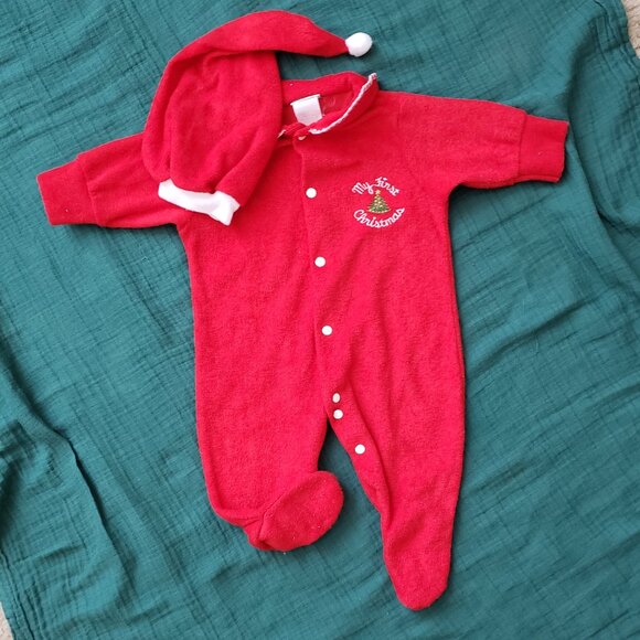 Vintage Newborn Red and White 'My First Christmas' Bodysuit with Matching Hat - Picture 1 of 7